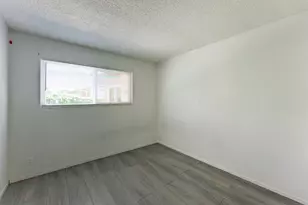 72 Lochmoor Cir, Sacramento, CA 95823 - Photo 29