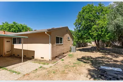 72 Lochmoor Circle, Sacramento, CA 95823 - Photo 9