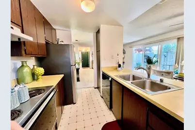 712 Roundtree Court, Sacramento, CA 95831 - Photo 23