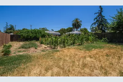 3136 Palmer Street, Sacramento, CA 95815 - Photo 37