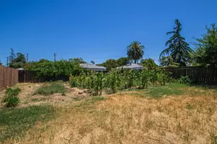 3136 Palmer St, Sacramento, CA 95815 - Photo 37