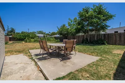 3136 Palmer Street, Sacramento, CA 95815 - Photo 35