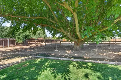 7907 W Bates Road, Tracy, CA 95304 - Photo 39