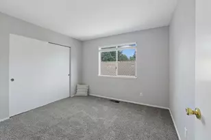 1049 Zumstein Dr, Ripon, CA 95366 - Photo 29