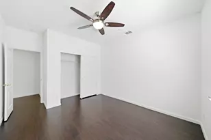 9487 Winding River Way, Elk Grove, CA 95624 - Photo 35