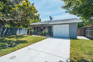 543 Hardy Dr, West Sacramento, CA 95605 - Photo 3