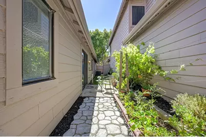 8152 Chenin Blanc Lane, Fair Oaks, CA 95628 - Photo 45