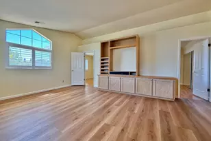 803 Carrie St, Stockton, CA 95206 - Photo 17