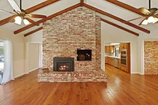 1317 Edgewood Dr, Lodi, CA 95240 - Photo 17