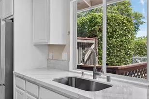 2210 7 Oaks Ct, El Dorado Hills, CA 95762 - Photo 11