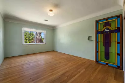 1300 N Berkeley Avenue, Turlock, CA 95380 - Photo 35