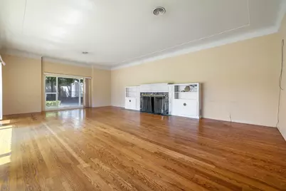 1300 N Berkeley Avenue, Turlock, CA 95380 - Photo 11