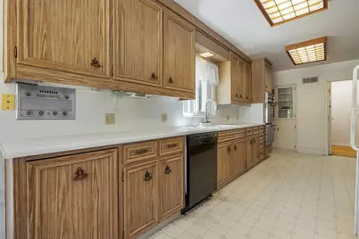 1300 N Berkeley Avenue, Turlock, CA 95380 - Photo 21