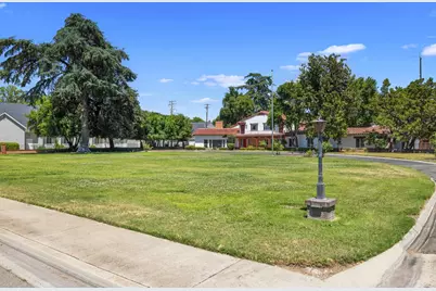 1300 N Berkeley Avenue, Turlock, CA 95380 - Photo 7