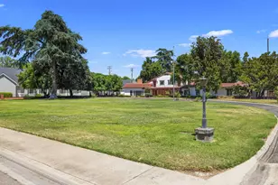 1300 N Berkeley Ave, Turlock, CA 95380 - Photo 7