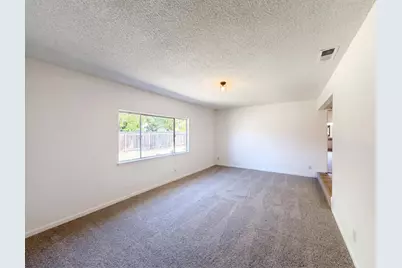 8845 Los Olivas Court, Stockton, CA 95210 - Photo 11