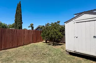 8845 Los Olivas Ct, Stockton, CA 95210 - Photo 37