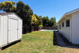 8845 Los Olivas Ct, Stockton, CA 95210 - Photo 35