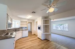 8845 Los Olivas Ct, Stockton, CA 95210 - Photo 7
