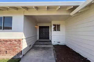 8845 Los Olivas Ct, Stockton, CA 95210 - Photo 27