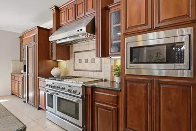 8587 Indianwood Lane, Roseville, CA 95747 - Photo 19
