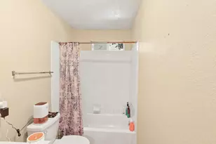 3312 38th St, Sacramento, CA 95817 - Photo 17