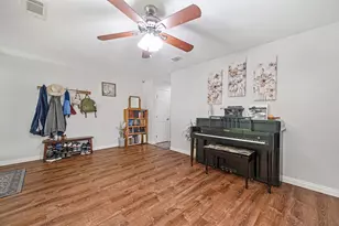 5654 Beauregard Way, Orangevale, CA 95662 - Photo 9