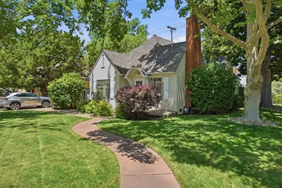 4457 I Street, Sacramento, CA 95819 - Photo 3