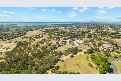 2680 Via Fiori, El Dorado Hills, CA 95762 - Photo 17