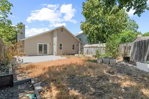 7 Windbrook Ct, Sacramento, CA 95823 - Photo 23
