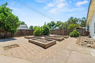7943 Glen Stone Avenue, Citrus Heights, CA 95610 - Photo 27