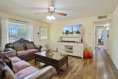 9046 San Pasqual Way, Stockton, CA 95210 - Photo 5