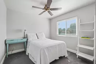 6190 Fieldale Dr, Elk Grove, CA 95758 - Photo 27