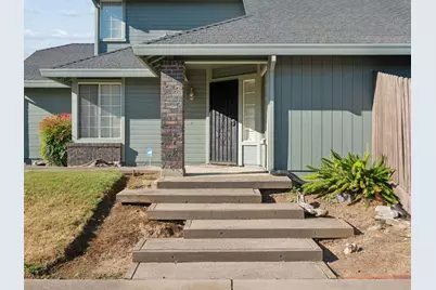 8440 Amrita Court, Sacramento, CA 95828 - Photo 11