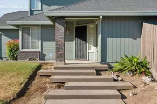 8440 Amrita Ct, Sacramento, CA 95828 - Photo 11