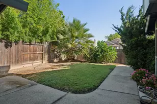 8440 Amrita Ct, Sacramento, CA 95828 - Photo 35