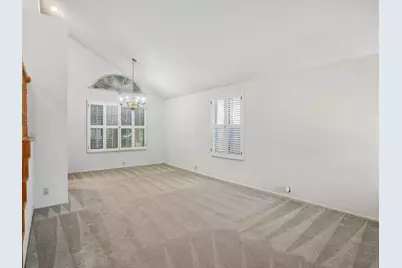 8440 Amrita Court, Sacramento, CA 95828 - Photo 9