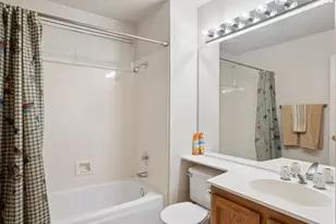 8440 Amrita Ct, Sacramento, CA 95828 - Photo 19
