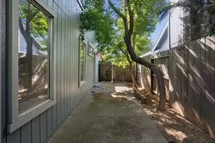 8440 Amrita Ct, Sacramento, CA 95828 - Photo 37
