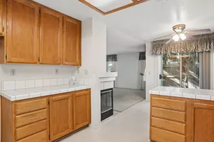 8440 Amrita Ct, Sacramento, CA 95828 - Photo 31