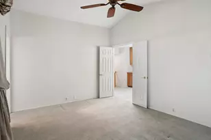 8440 Amrita Ct, Sacramento, CA 95828 - Photo 15
