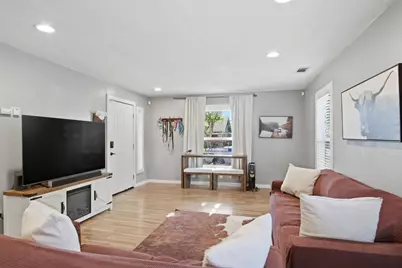 122 Olive Avenue, Modesto, CA 95350 - Photo 7