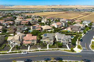 3943 Summit Dr, Tracy, CA 95377 - Photo 45
