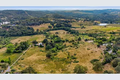 12421 Silver Springs, Grass Valley, CA 95949 - Photo 11