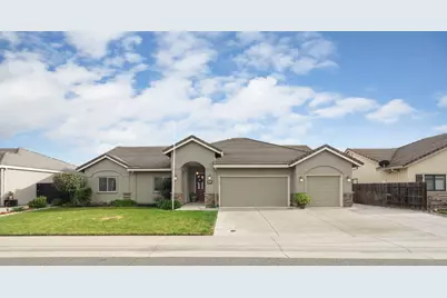 954 Stampede Trail, Galt, CA 95632 - Photo 3