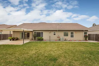 954 Stampede Trail, Galt, CA 95632 - Photo 13