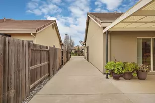 954 Stampede Trail, Galt, CA 95632 - Photo 25