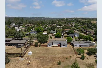 12114 Griffin Way, Auburn, CA 95602 - Photo 33