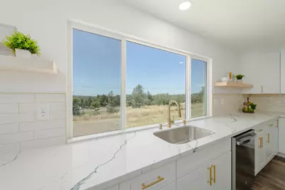 12114 Griffin Way, Auburn, CA 95602 - Photo 13