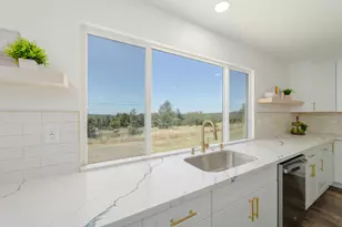 12114 Griffin Way, Auburn, CA 95602 - Photo 13